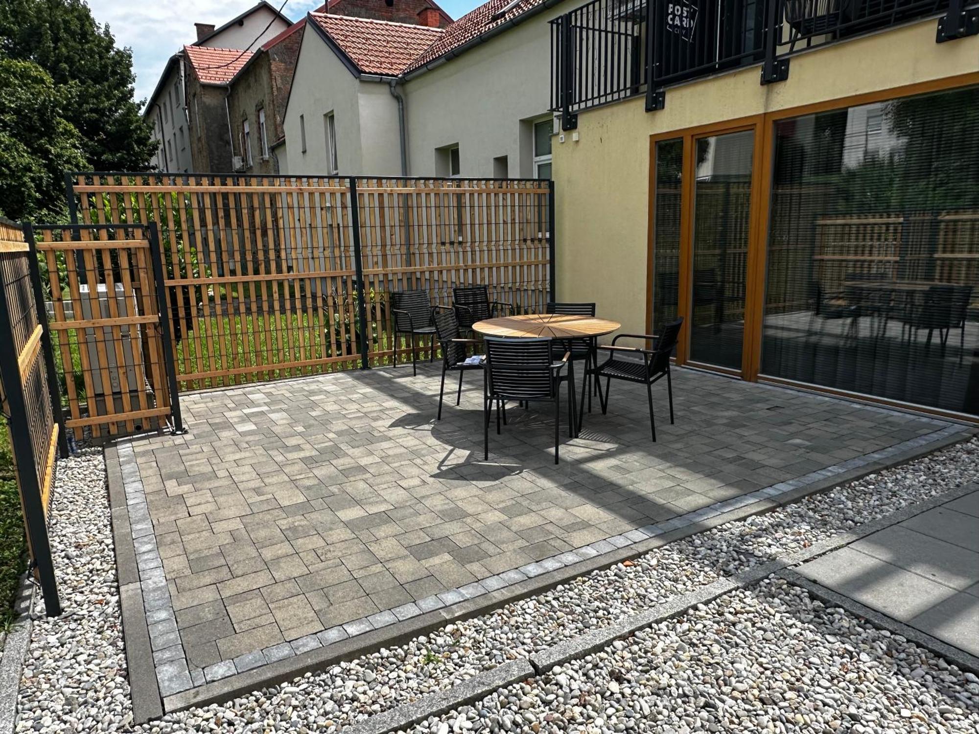 Postcard City Apartments Maribor Exterior photo